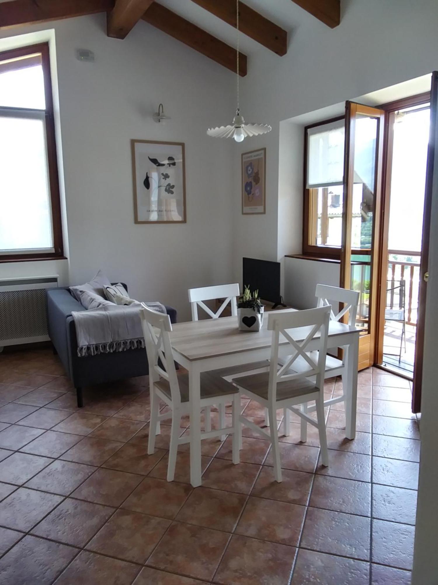 La Casa Di Athos Apartment Tenna Luaran gambar